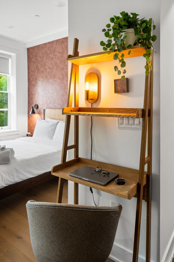Bedroom 14