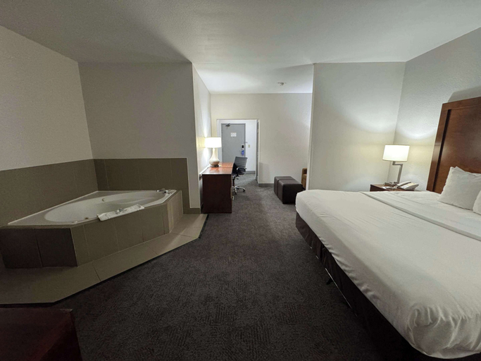 Bedroom 16