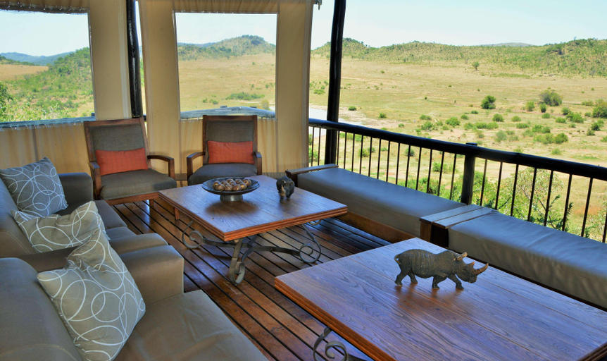 Bedroom 4, Tshukudu Bush Lodge, Bojanala