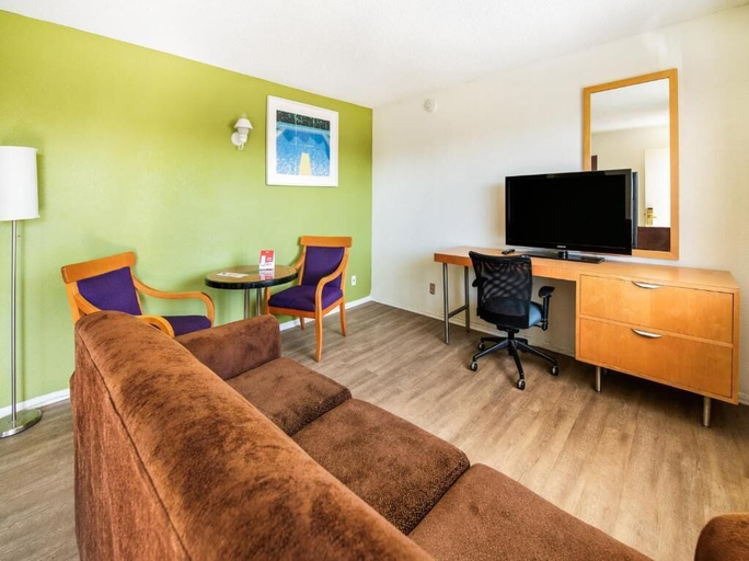 Others 4, Hotel Ridgecrest an Extended Stay Studios, Kern