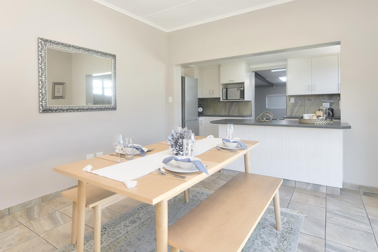 Food & Drinks 4, Land's Edge Eco Friendly Cottages and Apartments, Overberg