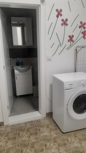 Bathroom 2, Soba Za Odmor #, Mladenovac