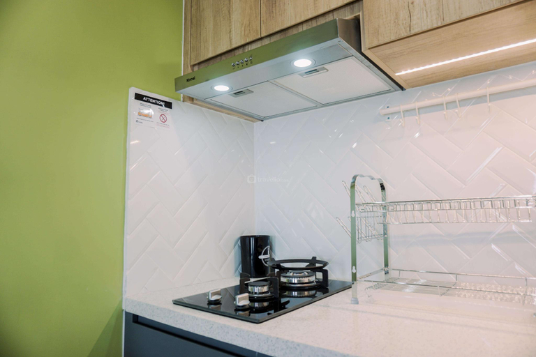 Others 2, Well Furnished Cozy Studio Baileys Apt By Travelio, Tangerang Selatan