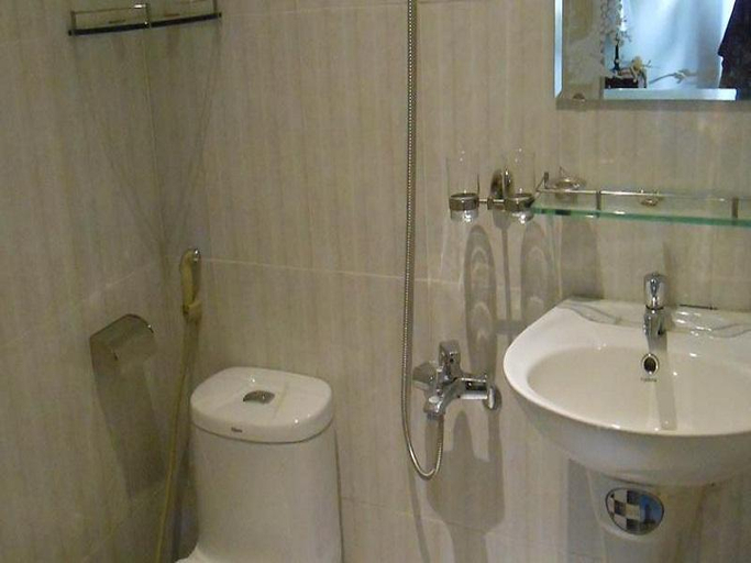 Bathroom 3, Con Son Island Hotel, Côn Đảo