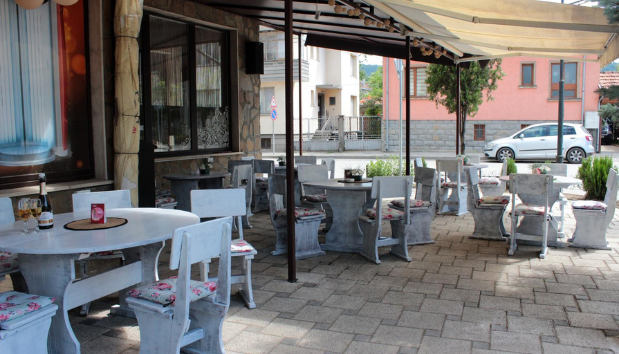 Food & Drinks 5, Хотел Хилез Hotel Hilez, Tryavna
