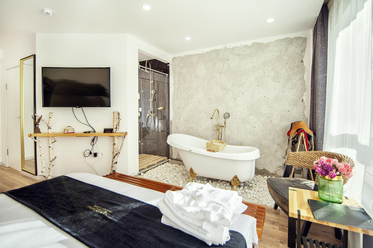 Bathroom 4, Nomado Boutique Hotel, Ulan Bator