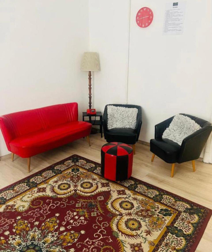 3, Bobr Krw stay, Budapesti