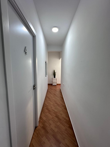 Others 5, Rooms San Jorge, Madrid