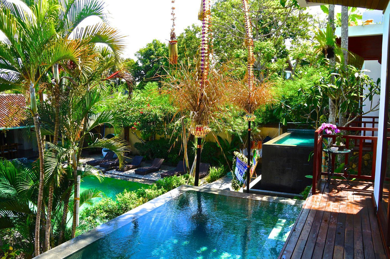 Swimming Pool 8