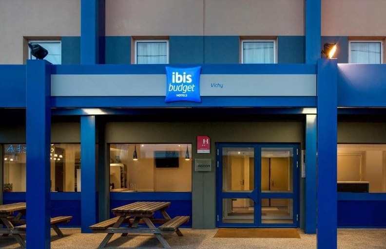 Exterior & Views 2, ibis budget Vichy, Allier
