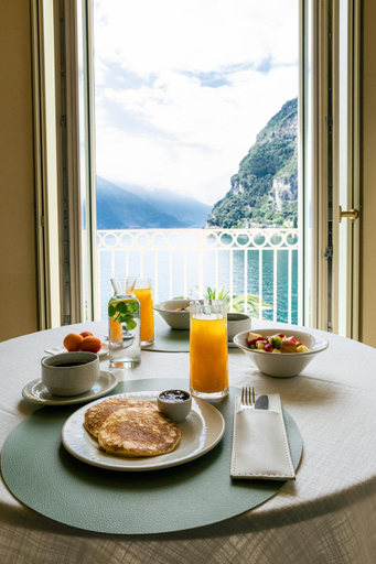 Food & Drinks 5, Bellavista Lakefront Apartments, Trento