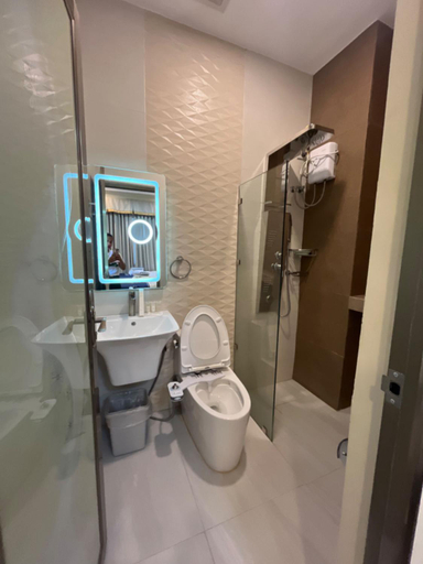 Bathroom 4, NutriTECH Hotels & Events, Calapan City