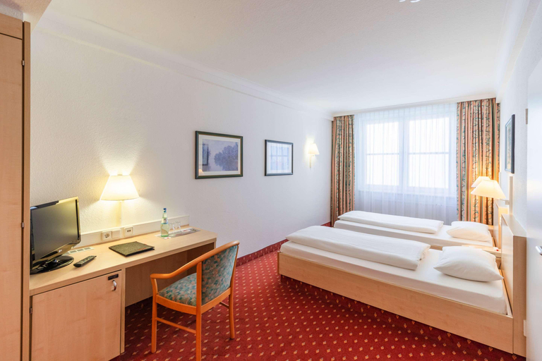 Bedroom 4, IntercityHotel Schwerin, Schwerin