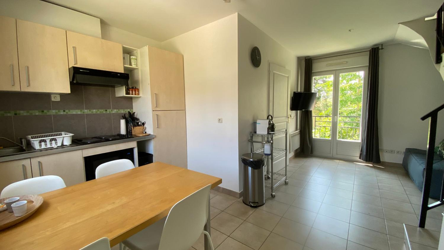 Others 2, Le Duplex , Proche Gare RER, Parking, Arrivee autonome, Essonne