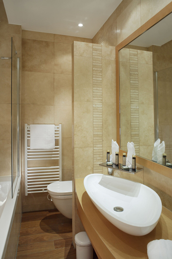 Bathroom 5, Grand Hotel Des Lecques, BW Signature Collection, Var