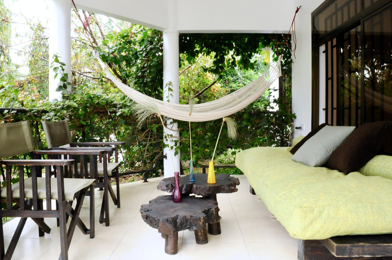 Others 4, OYA Guest House, Meru