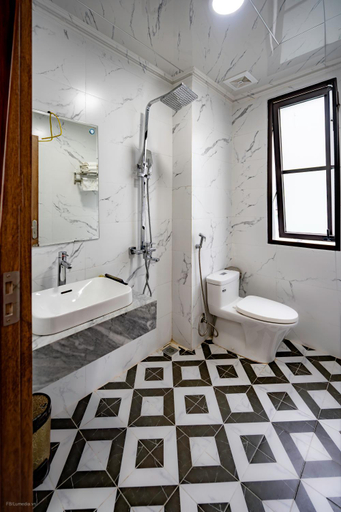 Bathroom 3, Passion LV1 HaLong, Hạ Long