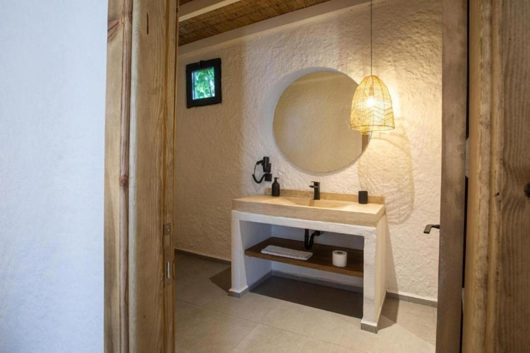 Bathroom 3, Art otel, Çeşme
