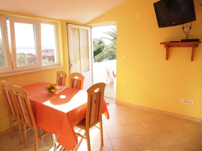 5, Apartment Sara, Orebić
