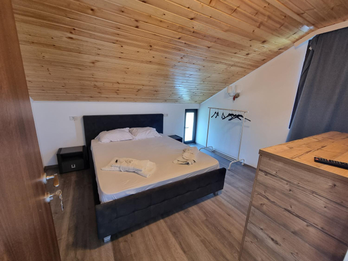 Bedroom 3, CASA MOREANA, Sfantu Gheorghe
