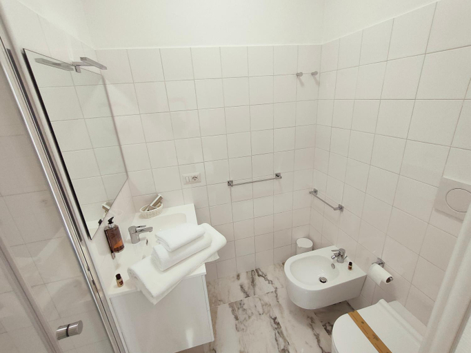 Bathroom 2, BlaBla Casa Mia, Bari