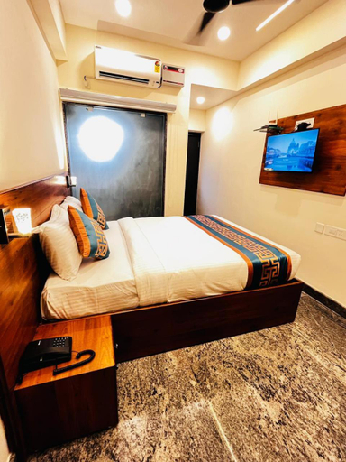 Bedroom 6