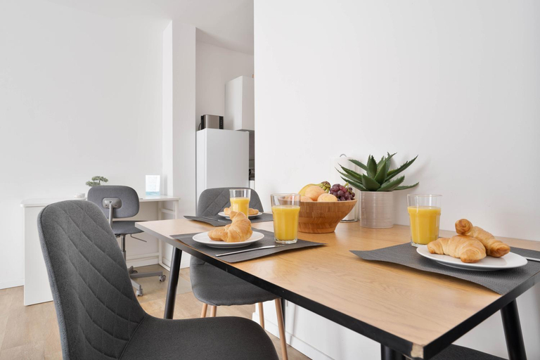 Dining Room 7