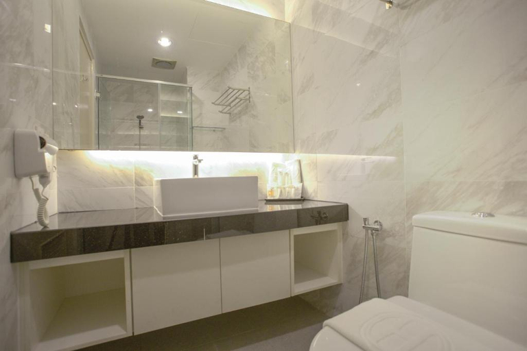 Bathroom 5, The Host Hotel, Kinta