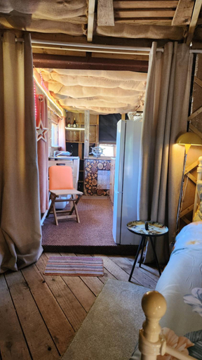 Others 2, Vigo Retreat Boat yurt, Kent