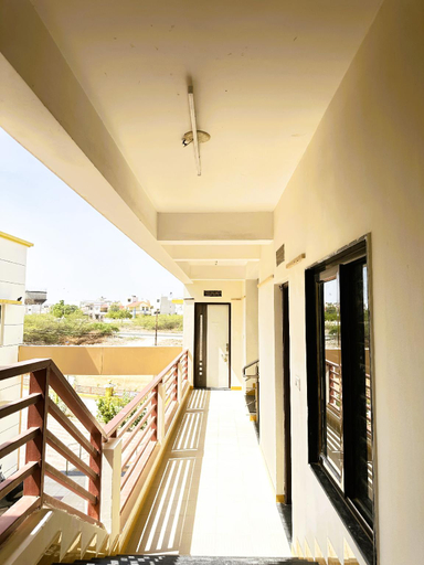 Others 5, StayGuru Ranjan Vadi, Kachchh