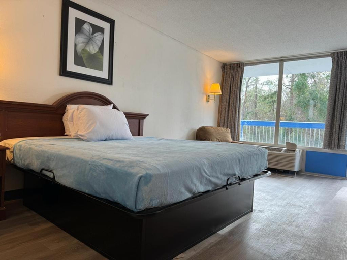 Bedroom 5, Guest Inn Aiken, Aiken