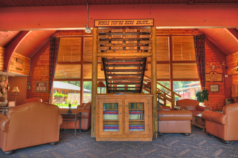 Public Area 2, Kohl's Ranch Lodge, Gila
