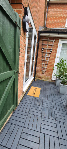 Others 5, Private Guest Suite in Bletchley, Milton Keynes, Milton Keynes