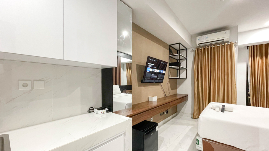 Bedroom 2, Modern Studio Apartment at Delft Ciputra Makassar By Travelio, Makassar