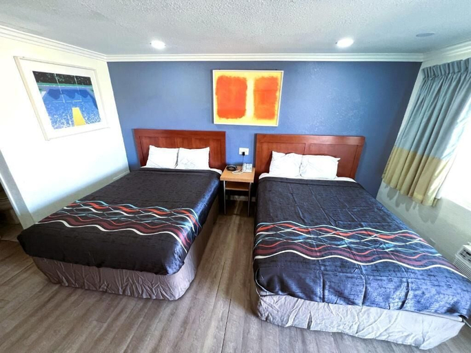 Bedroom 2, Hotel Ridgecrest an Extended Stay Studios, Kern