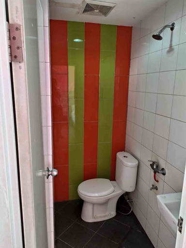 Bathroom 5, Mira Inn Nagasari Banjarmasin, Banjarmasin