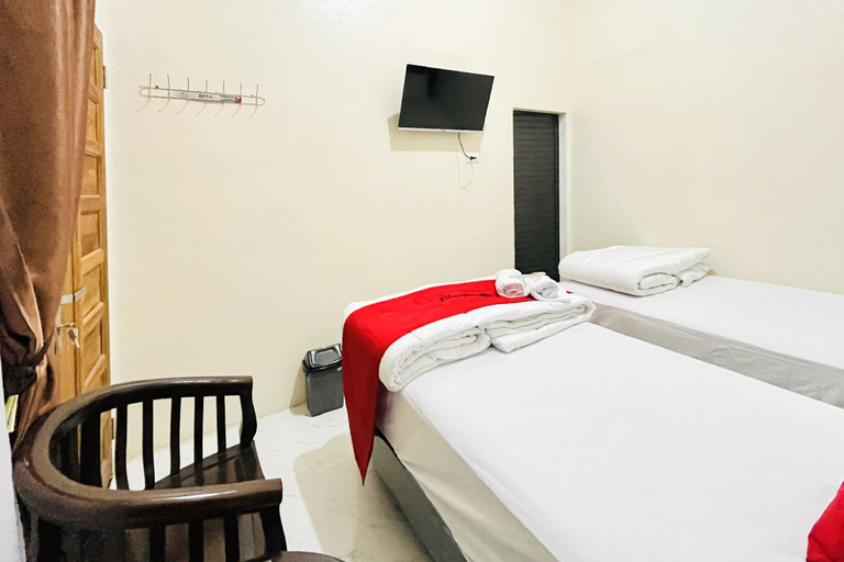 Bedroom 8