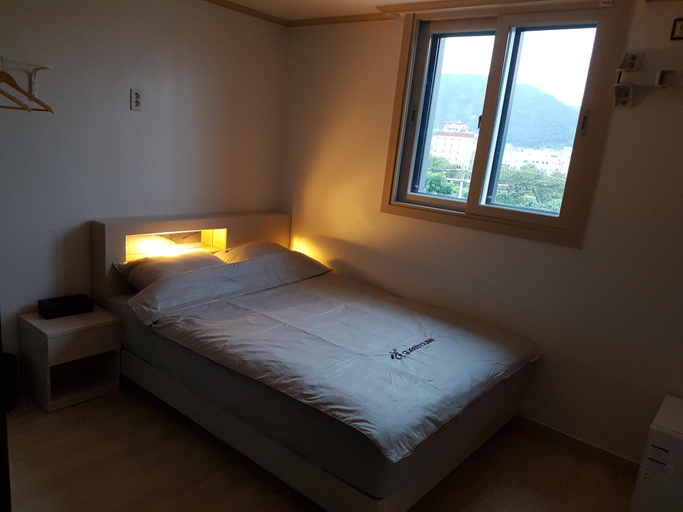 Bedroom 3, 24 Guesthouse Suncheon, Suncheon