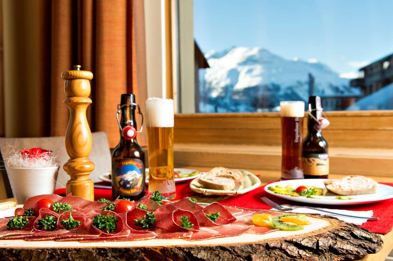 Others 4, Hotel Chesa Mulin, Maloja