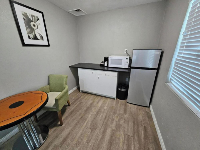 Others 5, Hotel Ridgecrest an Extended Stay Studios, Kern