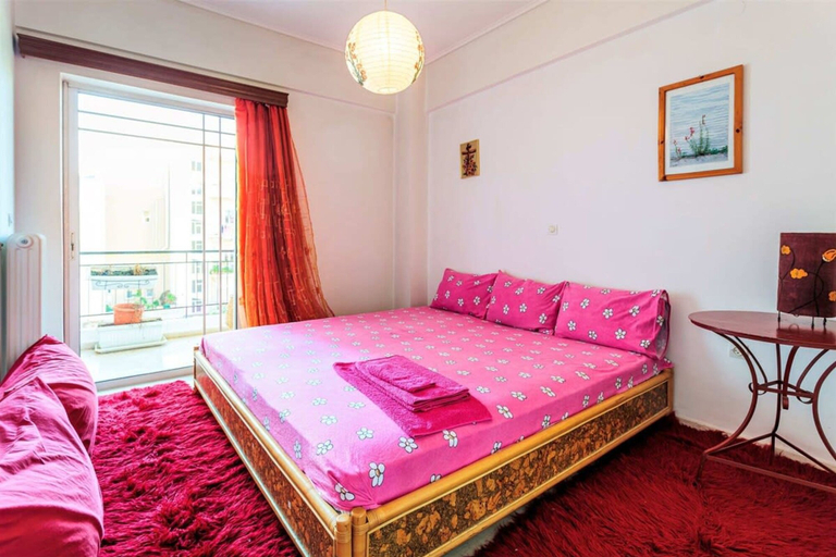 Room 2, Bright Comfy Flat Near the Beach the City Center, Peloponnese