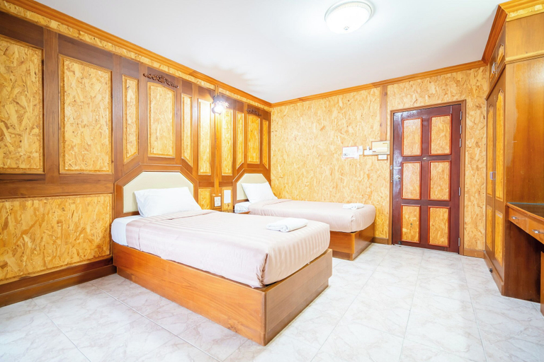 Bedroom 8