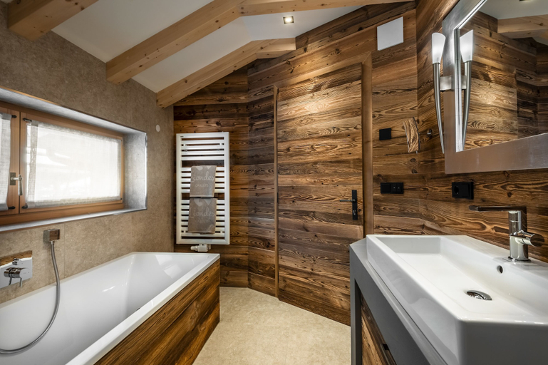 Bathroom 5, Liondes Chalets, Bolzano