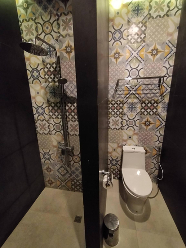 Bathroom 8