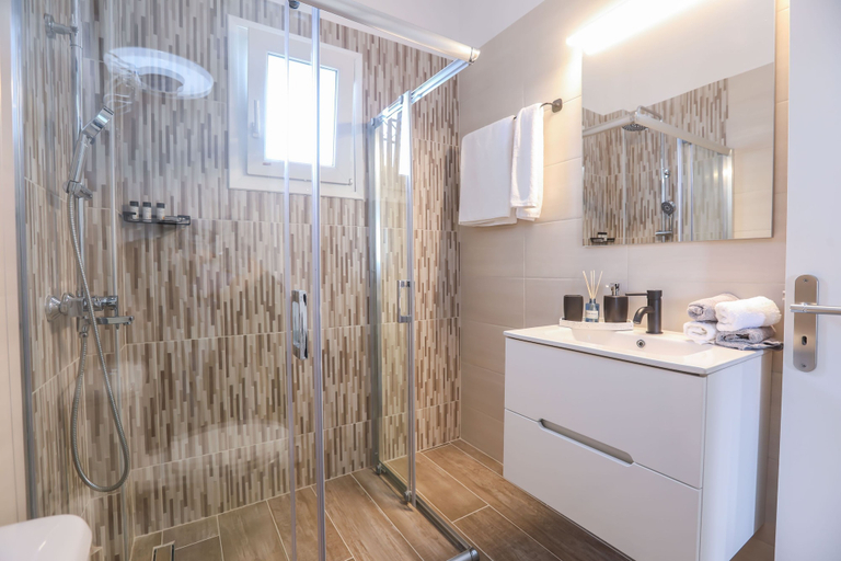 Room 3, Smart Home Corfu Apartment, Ionian Islands
