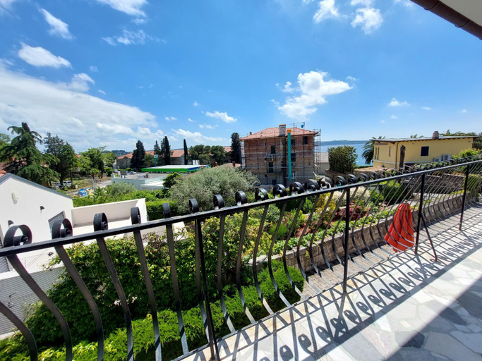 Others 5, Apartmaji Fizine, Piran