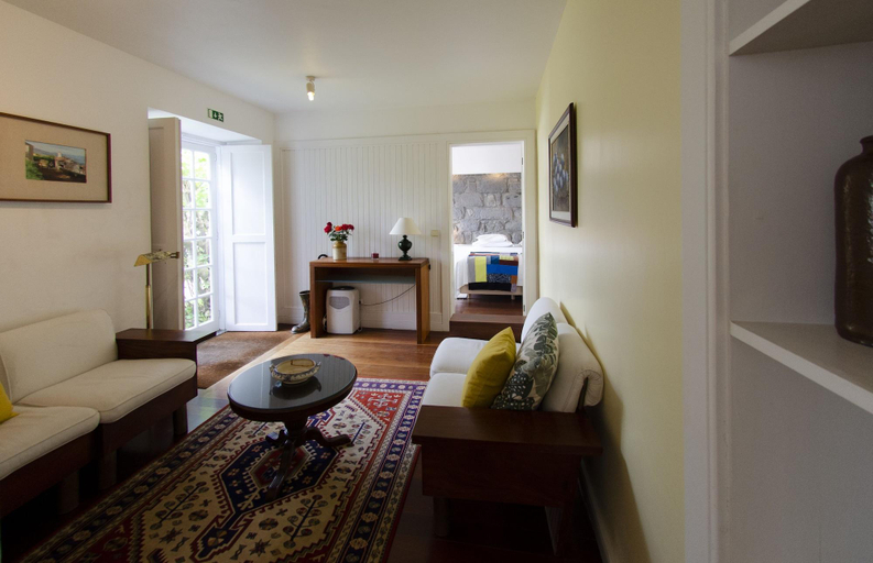 Bedroom 2, Quinta das BuganvÃlias, Horta
