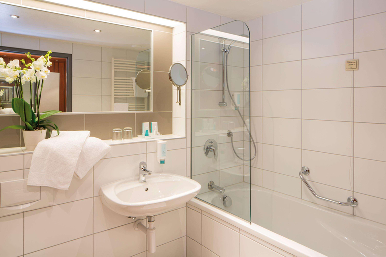 Bathroom 4, Austria Trend Hotel Europa Graz, Graz