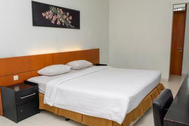 Bedroom 8