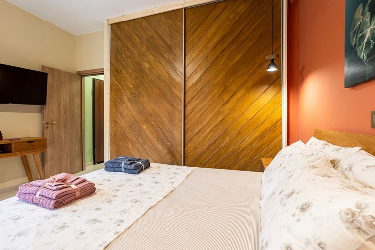 Room 5, Martinia Pool Escape - Aiga Panoramic Vistas, Peloponnese